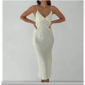 Rivera midi dress in Something Blue by Rumored. NWT medium